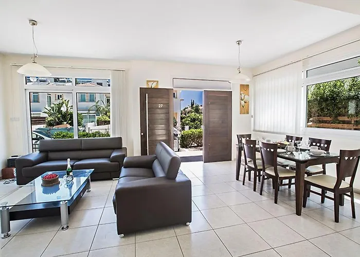 Вилла Dafnis Chrysos - Modern 3 Bedroom With Pool *